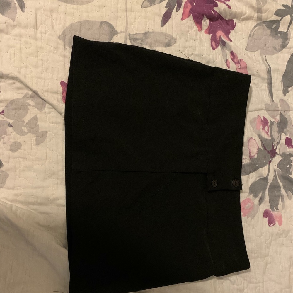 Sirens black mini skirt